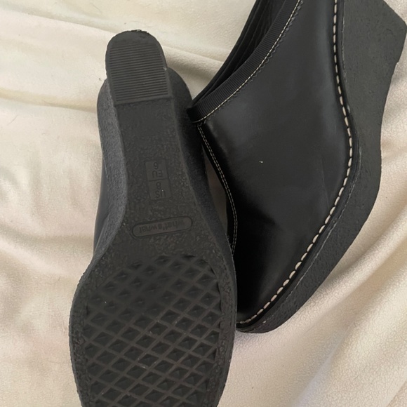 Wedge slide - Picture 3 of 5